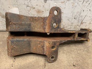 Used 2009 Freightliner Coronado Cab Mount (Stock #630-10575)) Part Image