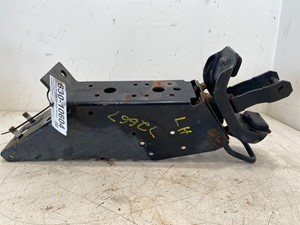 Used 2009 GMC W4500 Cab Mount (Stock #630-10604)) Part Image