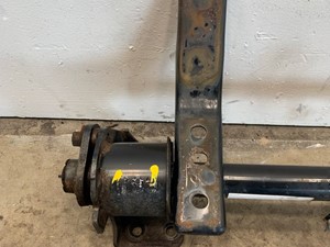 Used 2009 GMC W4500 Cab Mount (Stock #630-10603)) Part Image