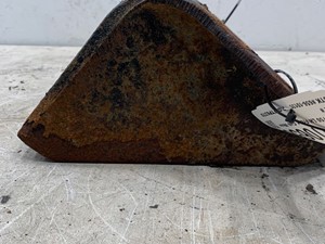 Used 2011 Ford F750 Cab Mount (Stock #630-10656)) Part Image