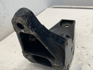 Used 2013 Peterbilt 386 Cab Mount (Stock #630-10681)) Part Image