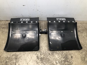 Used 2013 Peterbilt 386 Fender Extension (Stock #608-11526)) Part Image