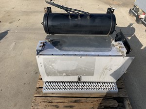 Used 2013 Peterbilt 587 Tool Box (Stock #693-10144)) Part Image