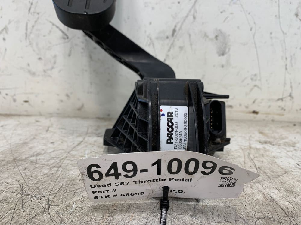 2014 Peterbilt 587 (Stock 64910096) Throttle Position Sensor TPI