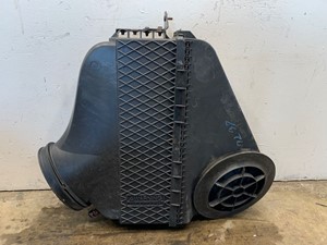 2015 Freightliner Cascadia Air Cleaners (Stock #624-11099) Part Image