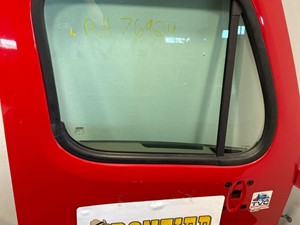 Used 2015 Freightliner Cascadia Door (Stock #606-13363)) Part Image