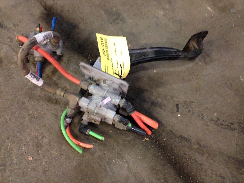 2015 PETERBILT 579 (Stock 66510006) Brakes and Brake Parts TPI