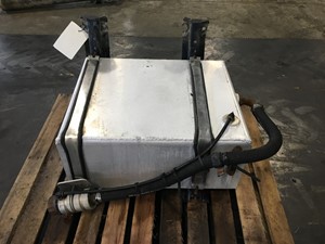 Used 2015 Peterbilt 389 Hydraulic Tank (Stock #692-10046)) Part Image