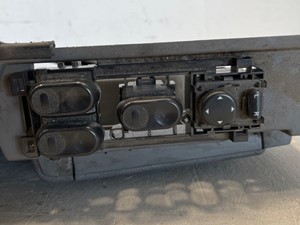 Used 2016 Freightliner Cascadia Door Window Regulator (Stock #621-10302)) Part Image