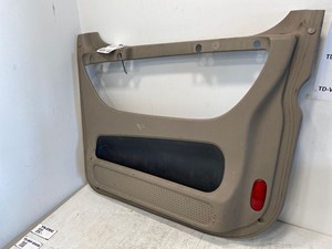 Used 2017 Freightliner Cascadia Door (Stock #681-10205)) Part Image