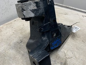 Used 2017 Kenworth T680 Cab Mount (Stock #630-10672)) Part Image