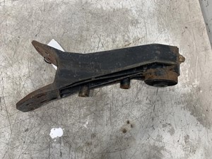 Used 2018 International LT Cab Mount (Stock #630-10506)) Part Image