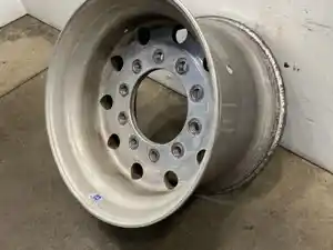 Used 2022 Alcoa Wheel (Stock #618-14008)) Part Image