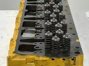 Rebuilt Caterpillar C12 Head (Stock #504-13260)) Part Image