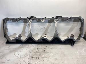 Used Caterpillar C15 Acert Valve Cover (Stock #568-10576)) Part Image