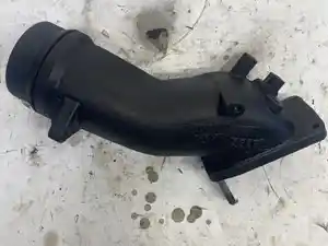Used 2006-2010 Chevrolet Silverado 2500HD Intake Manifold (Stock #661-10389)) Part Image