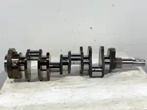 Reconditioned Detroit Diesel 8V92 Crankshaft (Stock #508-12610)) Part Image
