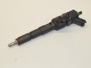 New Deutz Injector (Stock #515-12028)) Part Image