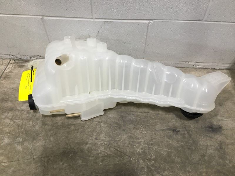 Used 20102019 Freightliner Business Class M2 Coolant Reservoir for