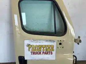 Used 2016 Freightliner Cascadia 126 Door (Stock #606-14056)) Part Image