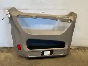 Used 2017 Freightliner Cascadia Door (Stock #681-10261)) Part Image