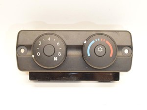 NTO Freightliner Cascadia Interior Misc Part (Stock #718-10485)) Part Image