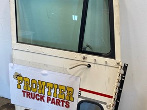 Used Freightliner FLD Door (Stock #606-13375)) Part Image