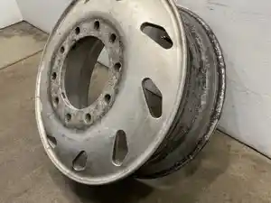 Used 1997 Freightliner FLD120 Wheel (Stock #618-13923)) Part Image