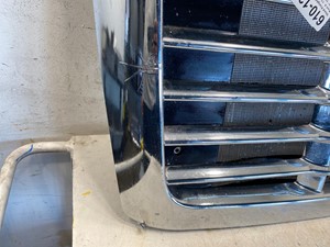 Used Freightliner Grille (Stock #610-12450)) Part Image