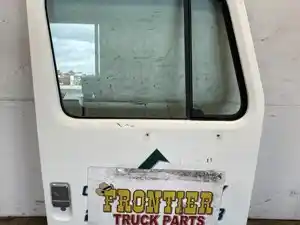 Used 1993 International 4600 Door (Stock #606-13922)) Part Image