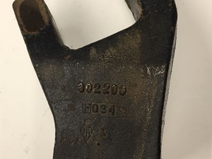 Used International RS-404 Front Axle Misc Part (Stock #338-10141)) Part Image
