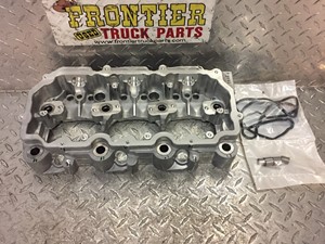 New International VT275 Valve Cover (Stock #568-10055)) Part Image