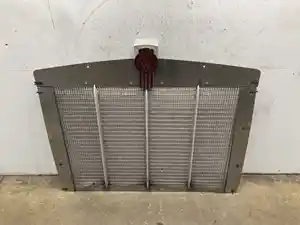 Used 2013 Kenworth T800 Grille (Stock #610-13298)) Part Image