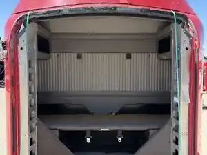 Used 2013 Kenworth T800 Sleeper Image