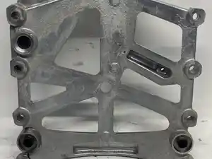 Used Mack MP7 Oil Pump Image