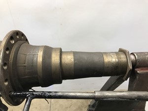 Reconditioned Meritor RD-26-185 Axle Housing (Rear) Image