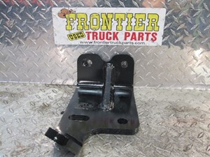 Used Engine Mount (Stock #548-10946)) Part Image