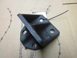Used Freightliner Engine Mount (Stock #548-10885)) Part Image