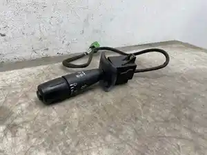Used 2013 Paccar Turn Signal Switch (Stock #663-10226)) Part Image
