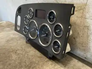 Used 2011 Peterbilt 386 Instrument Cluster (Stock #714-11394)) Part Image