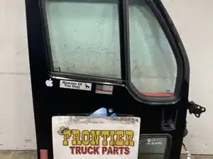 Used 2010 Peterbilt 387 Door (Stock #606-14059)) Part Image