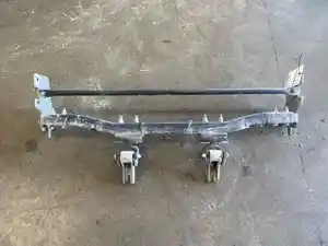 Used 2021 Peterbilt 579 Hood Hinge Image