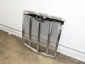 New Aftermarket 2022 & Up Peterbilt 579 Next Gen Grille Image