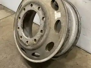 Used 1996 Peterbilt Wheel (Stock #618-13993)) Part Image