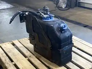 Used 2018 Universal DEF Tank (Stock #657-11186)) Part Image
