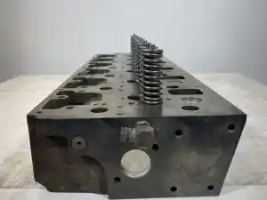 Rebuilt 1991 Caterpillar 3116 Head (Stock #504-13724)) Part Image