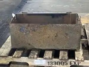 Used 1997 Freightliner CST 120 Battery Box (Stock #600-12207)) Part Image