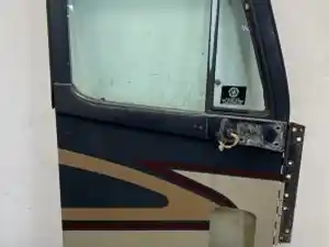 Used 1997 Freightliner CST 120 Door (Stock #606-13773)) Part Image
