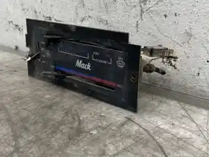 Used 1999 Mack CH Interior Misc Part (Stock #718-11191)) Part Image