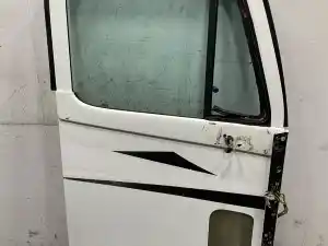 Used 2002 Freightliner Columbia Door (Stock #606-14000)) Part Image